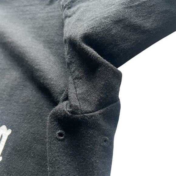 Number Nine “War Is Terrorism Too” Tee - AW04 Give Peace A Chance - Picture 7 of 10